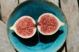 10 Surprising Anjeer Benefits- Are Dry Figs Veg or Non-Veg